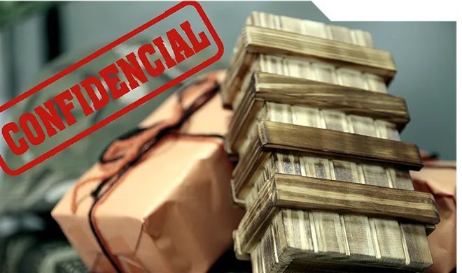 Fajos de billetes
          con mensaje confidencial